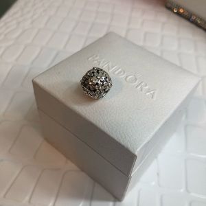 Autentic pandora charm like new